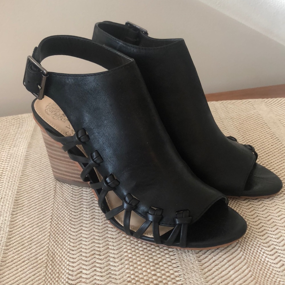 Vince Camuto Ankara Black heels sz 6